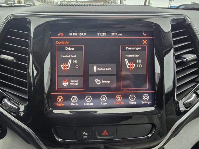 Used 2019 Jeep Cherokee Limited image 22