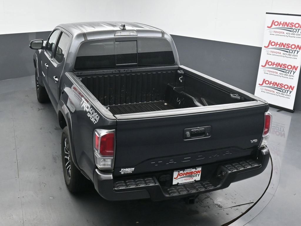 Used 2022 Toyota Tacoma TRD Sport AWD/4WD image 31