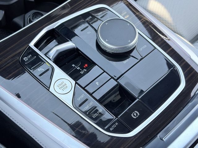 Used 2024 BMW X5 sDrive40i w/ Parking Assistance Package RWD image 30