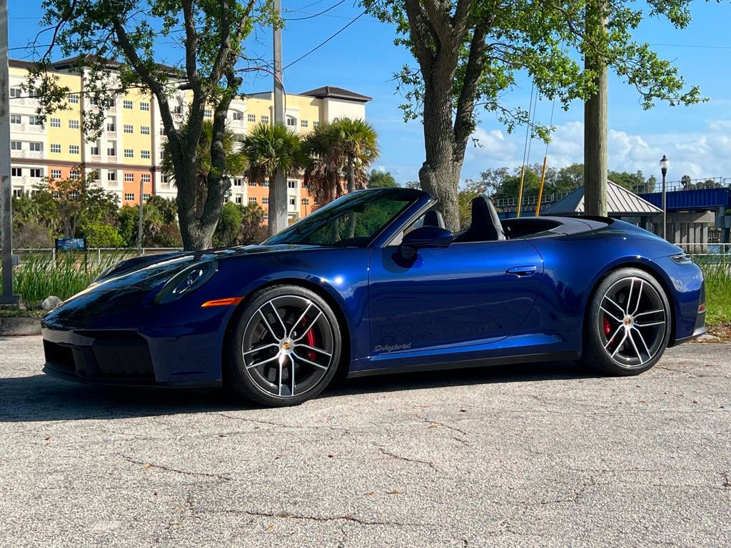Used 2025 Porsche 911 Carrera GTS image 11