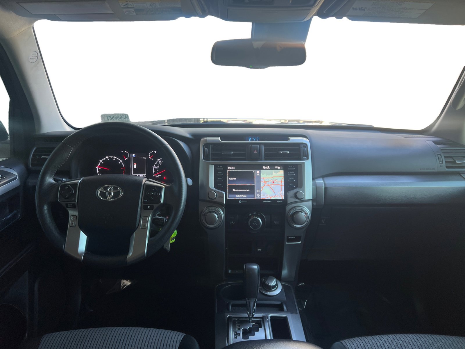 Used 2021 Toyota 4Runner SR5 AWD/4WD image 10
