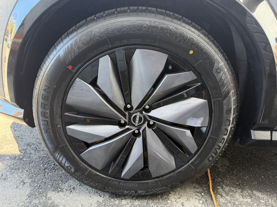 Used 2023 Nissan Ariya FWD image 58