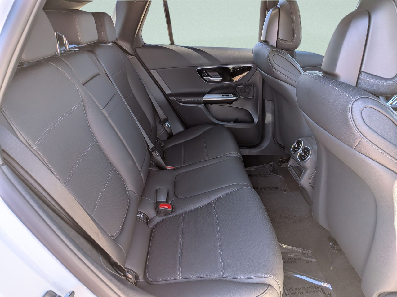New 2027 Mercedes-Benz GLC 300 image 8
