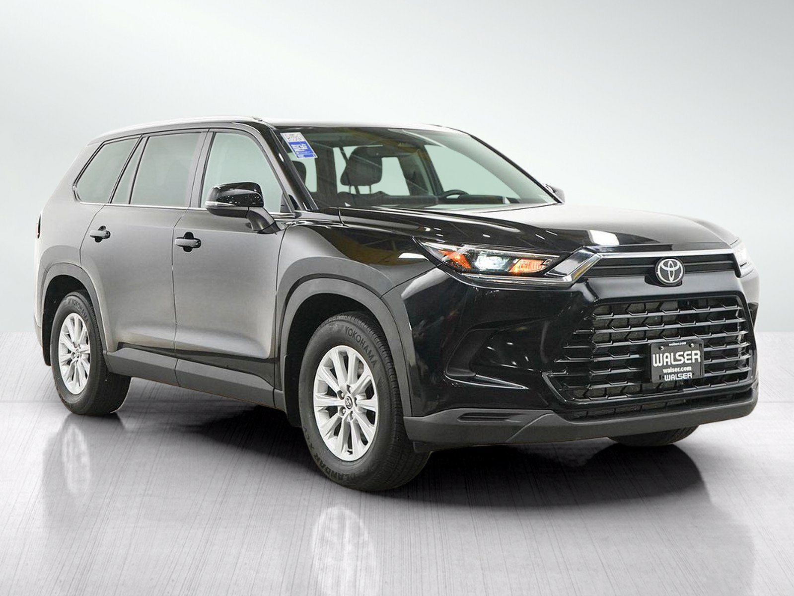 Used 2025 Toyota Grand Highlander AWD image 7