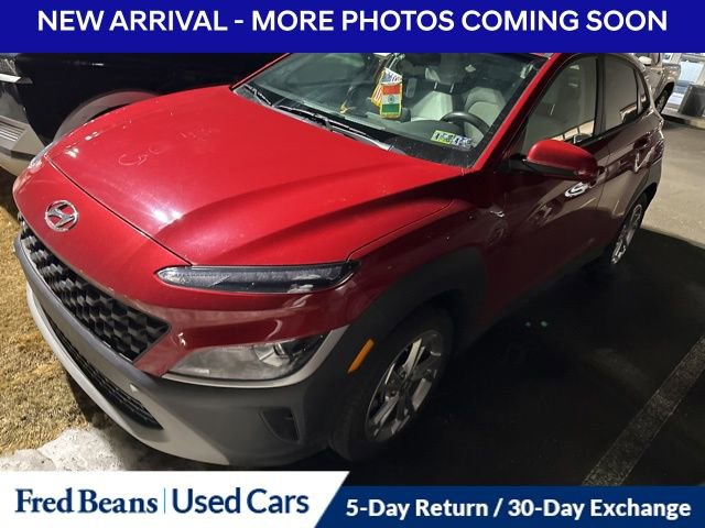 Used 2022 Hyundai Kona SEL w/ Convenience Package image 2