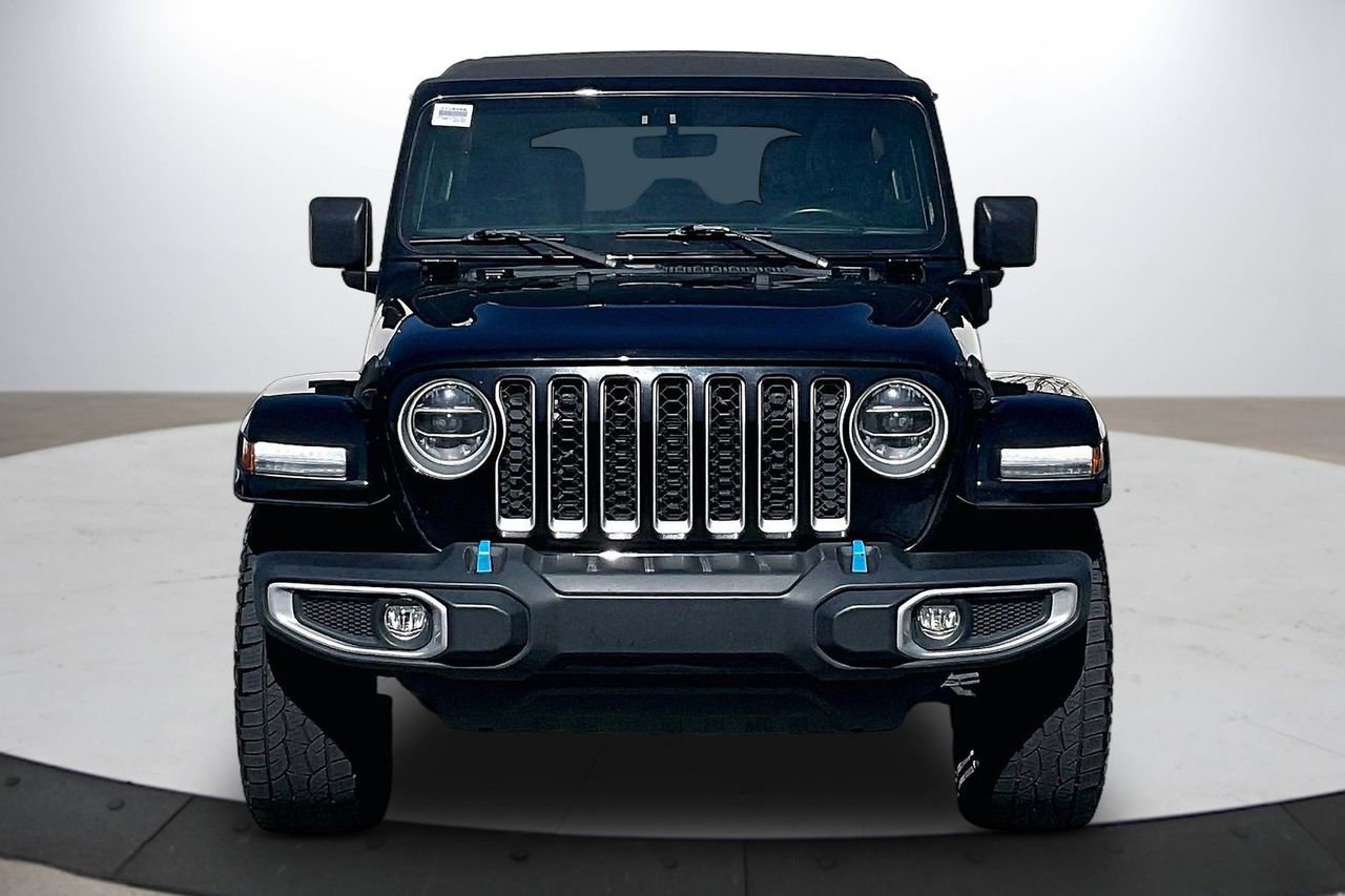 Used 2022 Jeep Wrangler Unlimited Sahara image 3