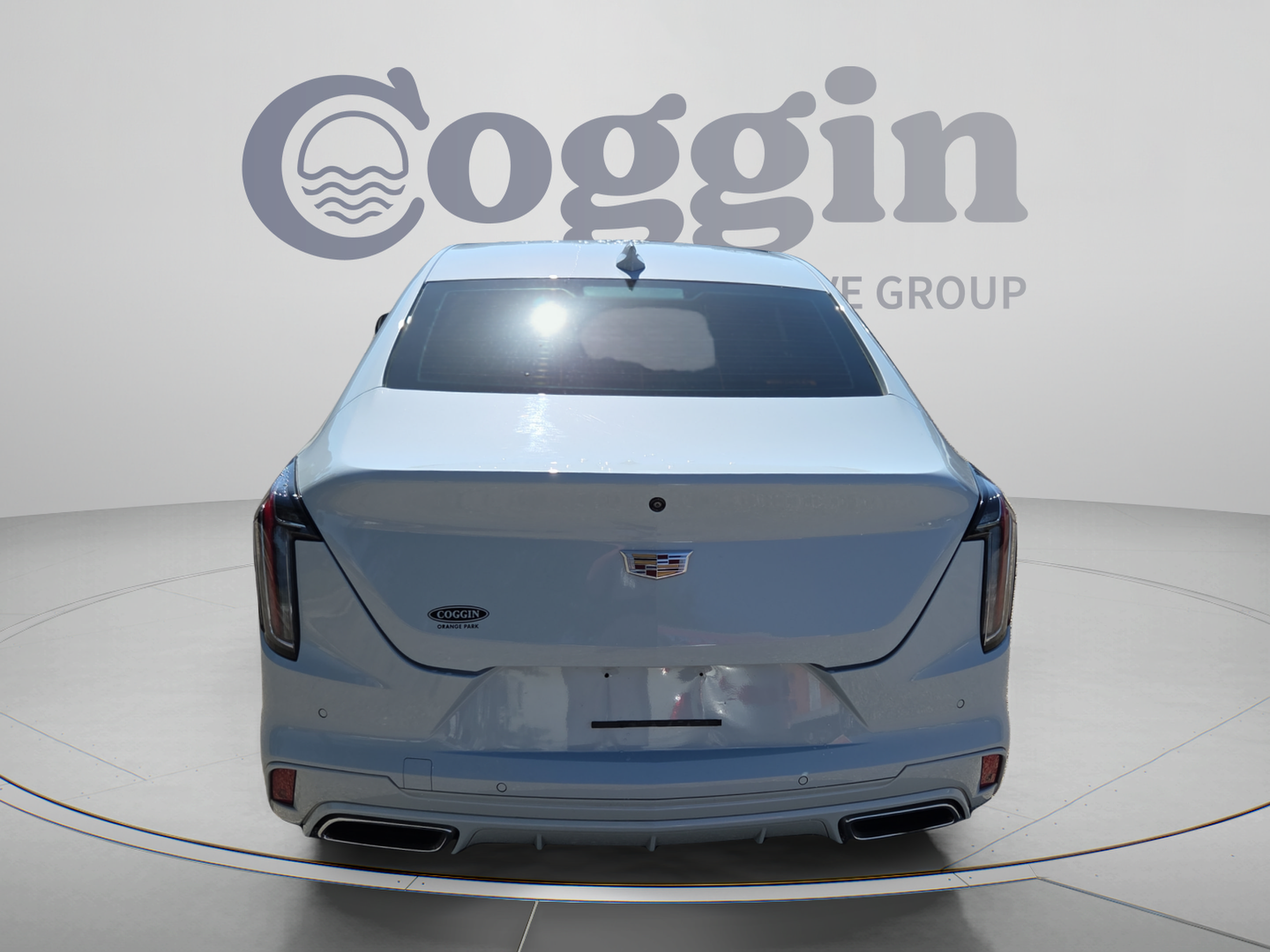 Used 2021 Cadillac CT4 Premium Luxury RWD image 4