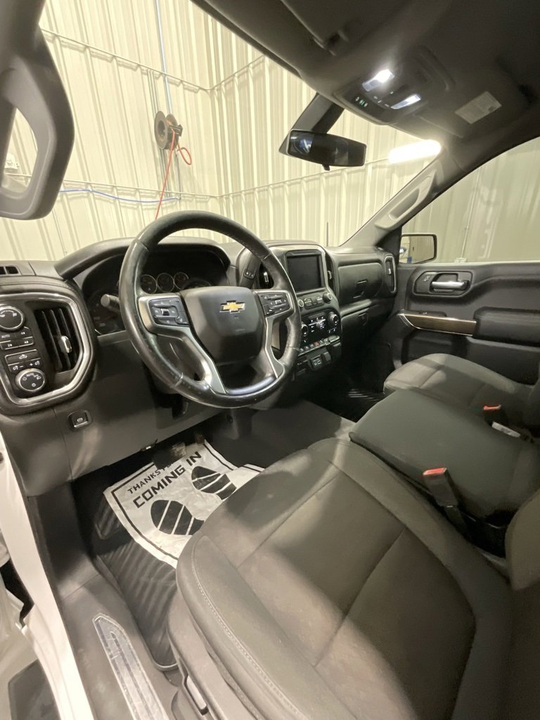 Used 2019 Chevrolet Silverado 1500 LT w/ Texas Edition image 9