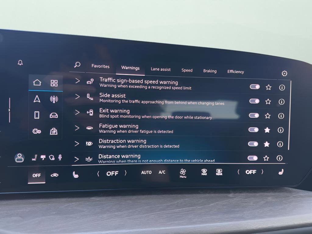 Used 2025 Audi Q5 Premium w/ Convenience Package image 43