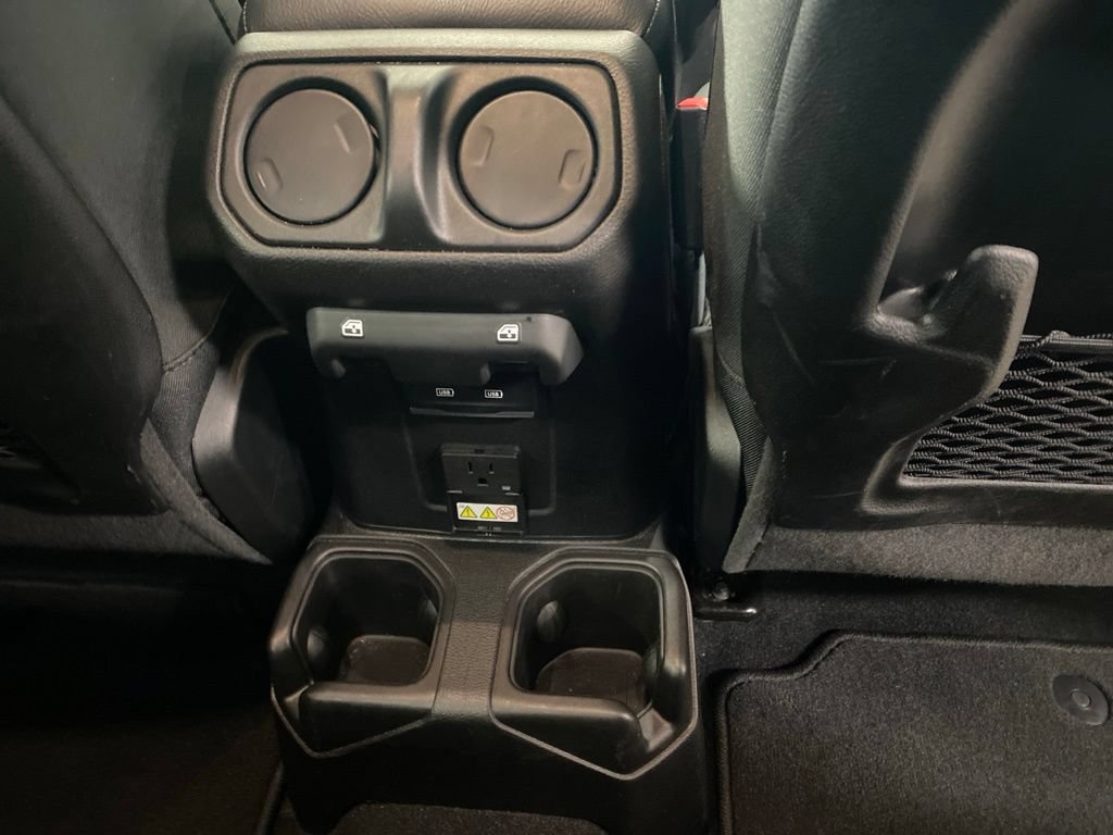 Used 2026 Jeep Gladiator Mojave AWD/4WD image 19