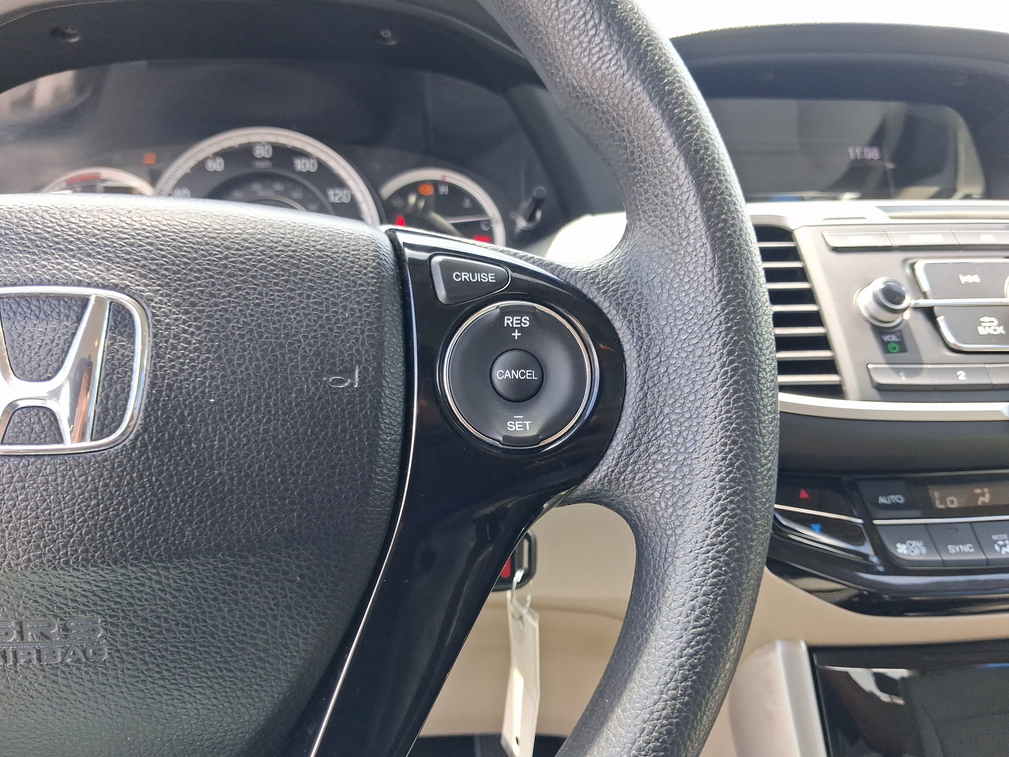 Used 2017 Honda Accord LX image 14