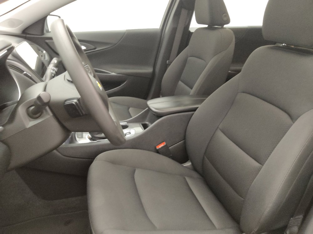 Used 2024 Chevrolet Malibu LT image 17