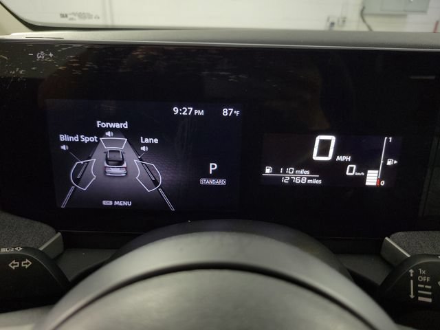 Used 2025 Nissan Kicks SV w/ Charging Package FWD image 21