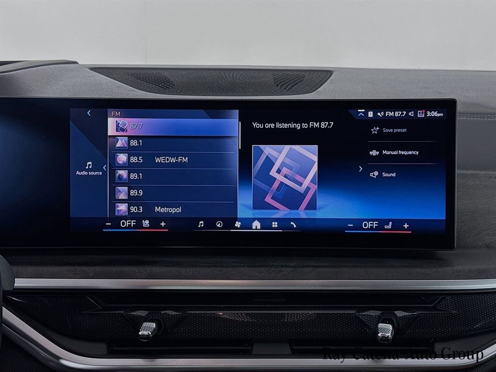 Certified 2024 BMW X5 xDrive40i w/ Premium Package image 15