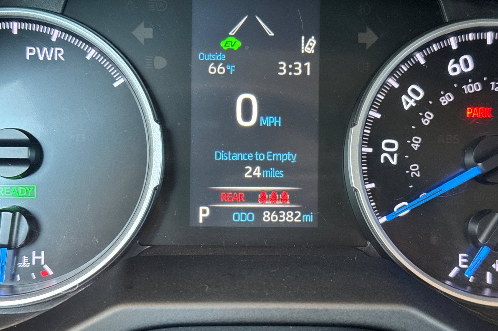 Certified 2021 Toyota RAV4 LE AWD/4WD image 31