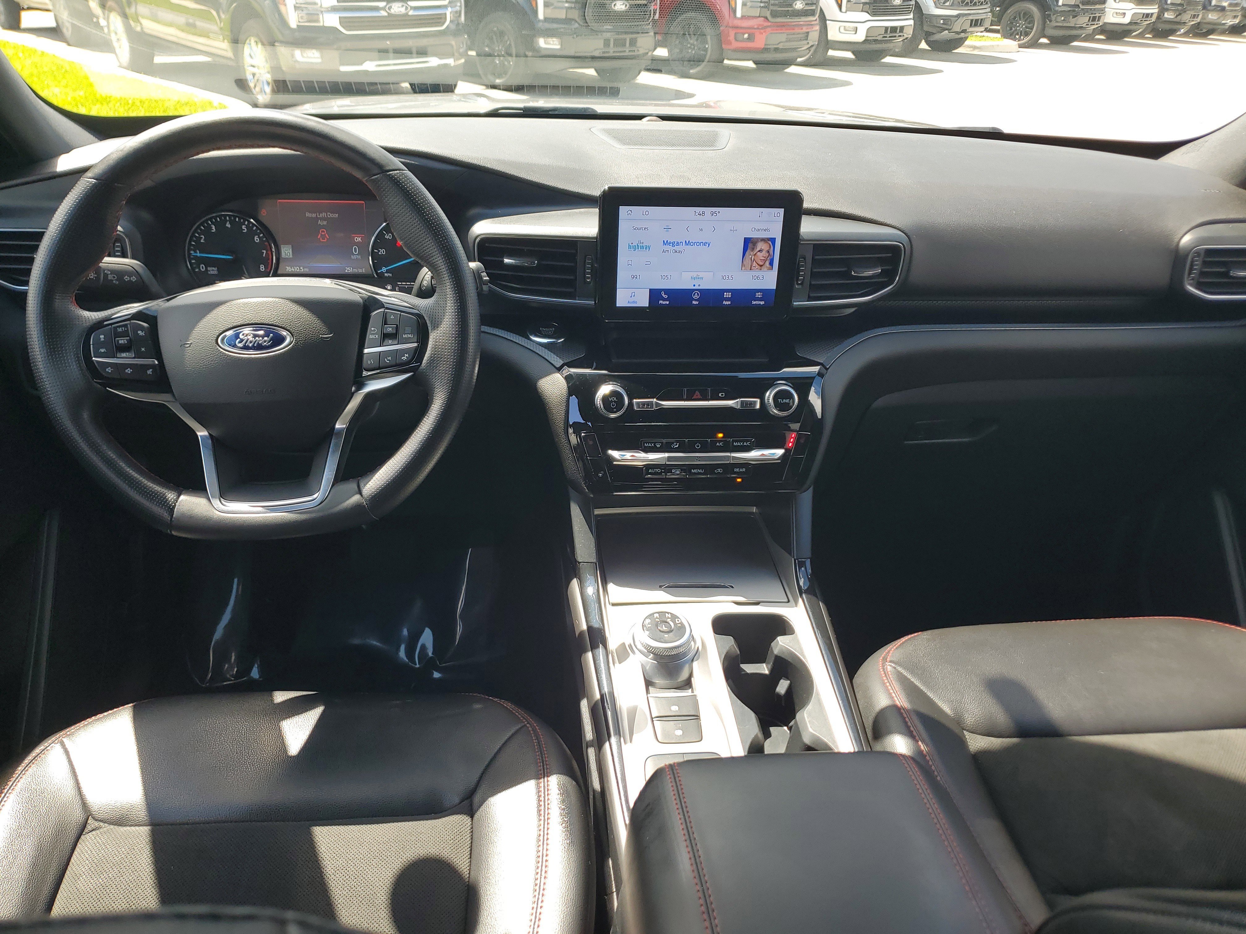 Used 2022 Ford Explorer ST-Line image 18