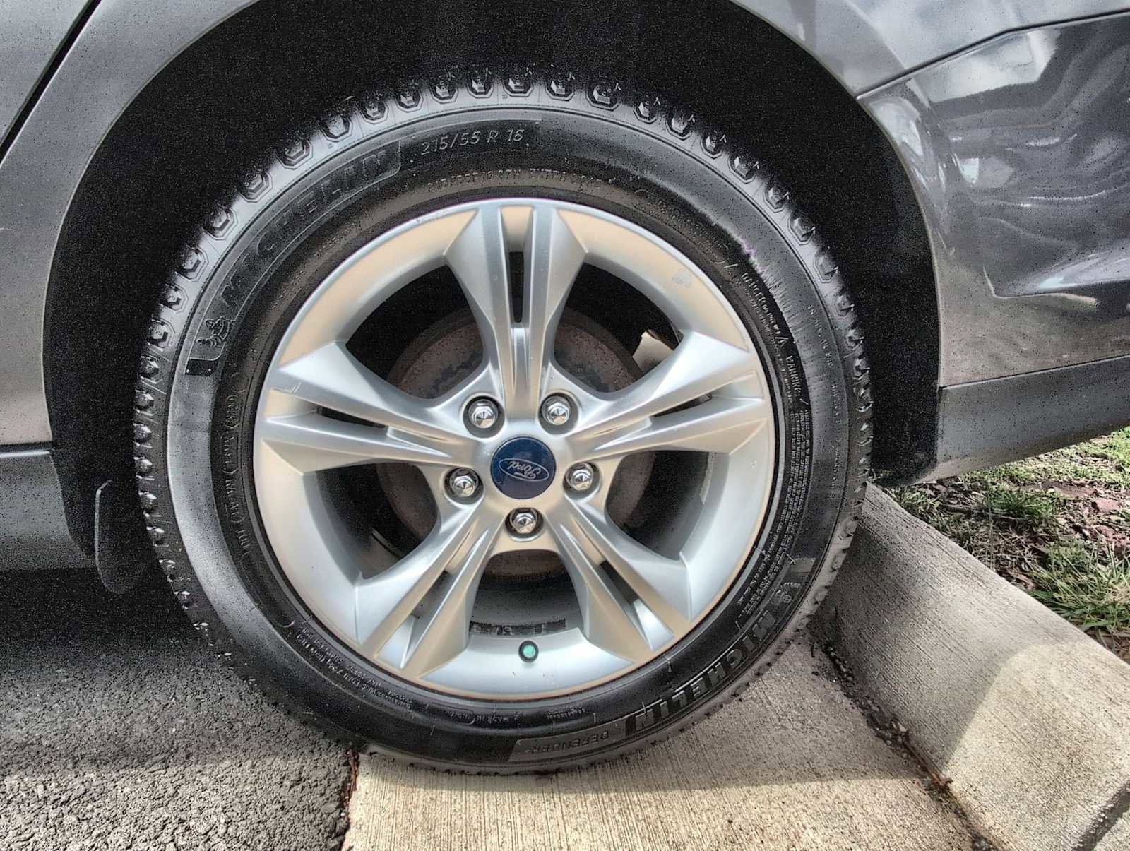 Used 2013 Ford Focus SE image 14