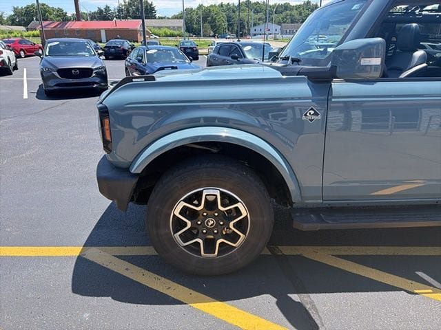 Used 2021 Ford Bronco Outer Banks AWD/4WD image 8