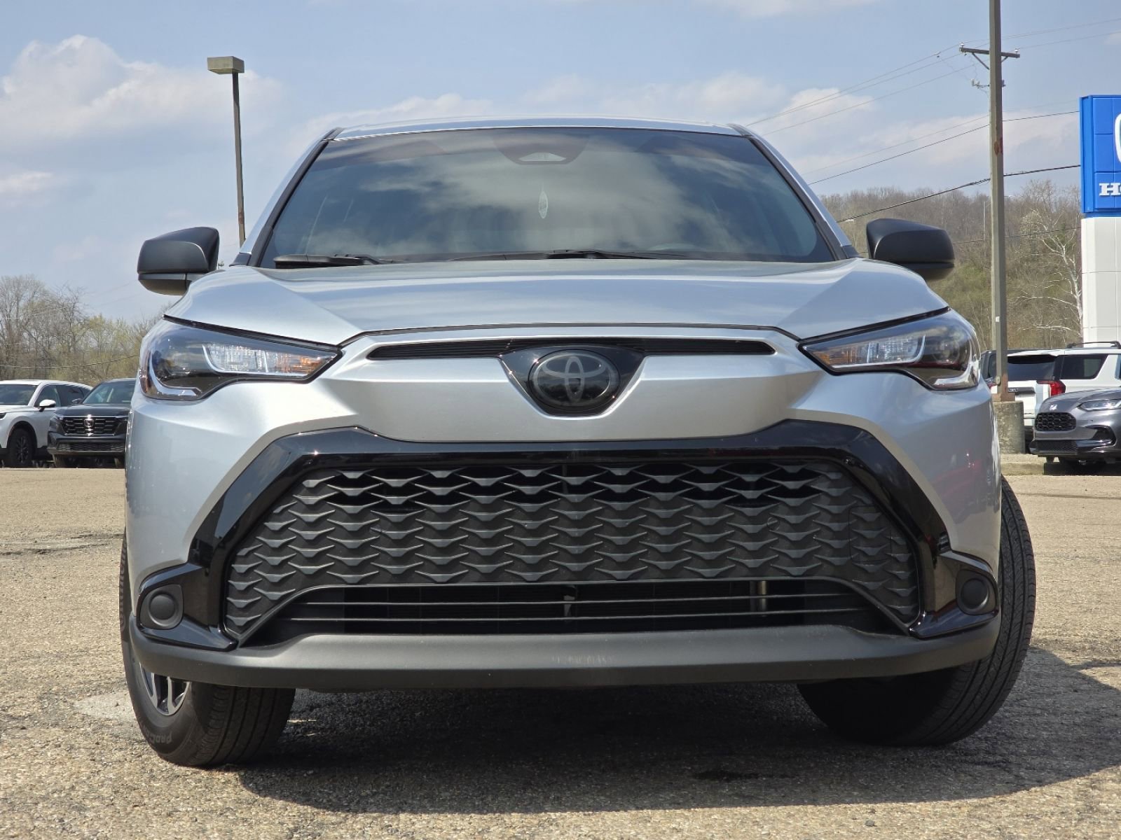 Used 2023 Toyota Corolla Cross S image 6