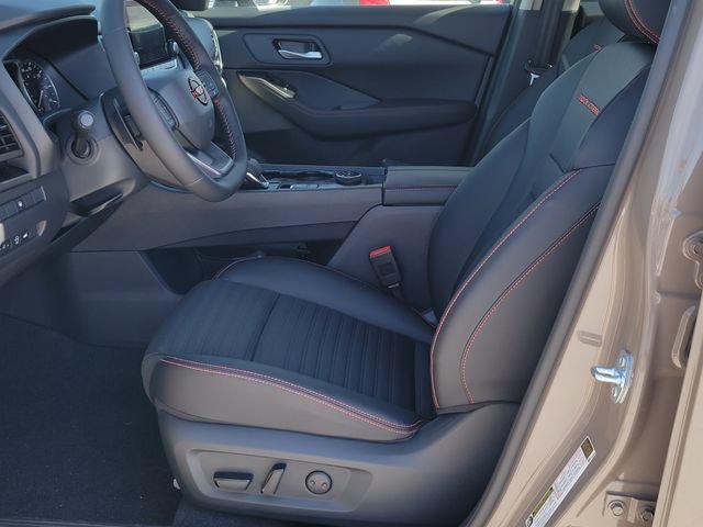 New 2026 Nissan Rogue SV AWD/4WD image 6
