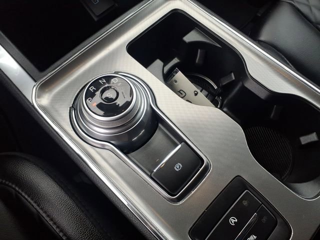 Used 2024 Ford Edge Titanium image 21