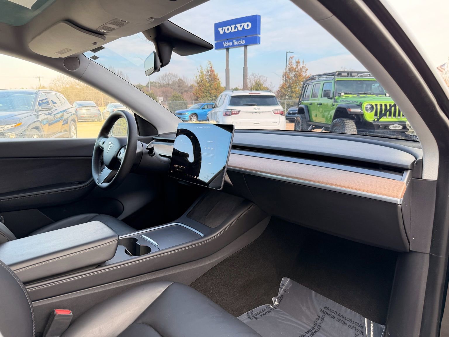 Used 2021 Tesla Model Y Performance image 20