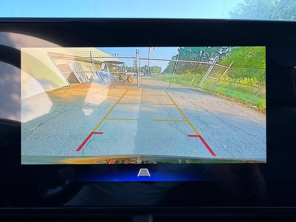 New 2026 Chevrolet Trax ACTIV w/ Driver Confidence Package FWD image 31