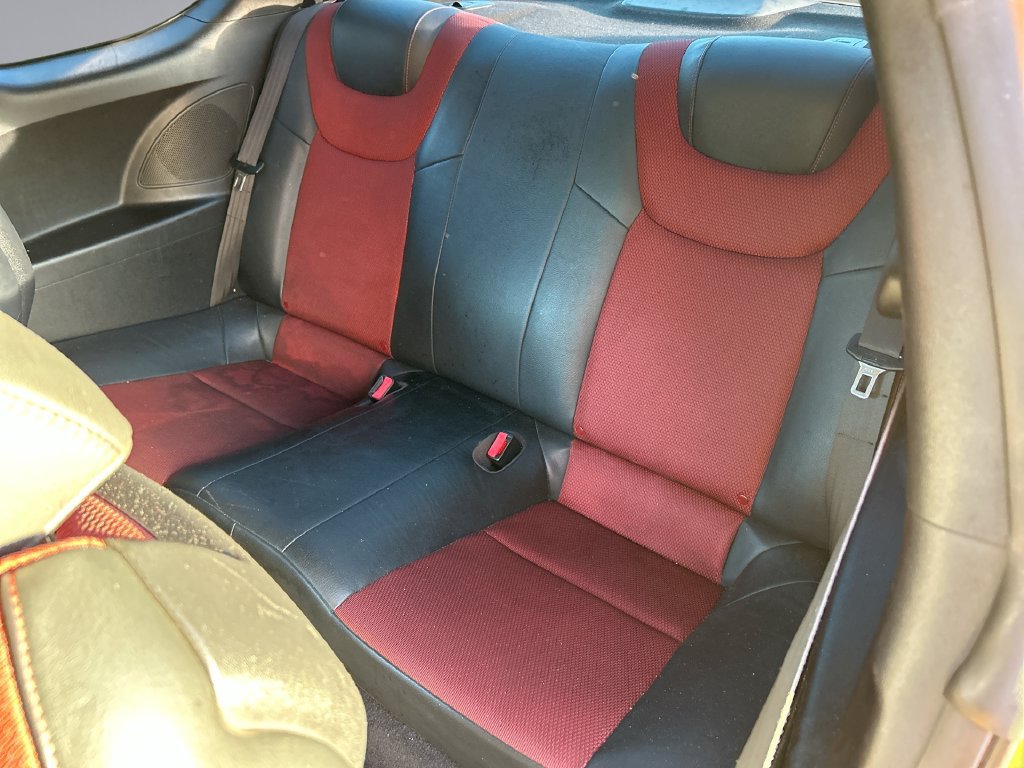 Used 2011 Hyundai Genesis 3.8 RWD image 24