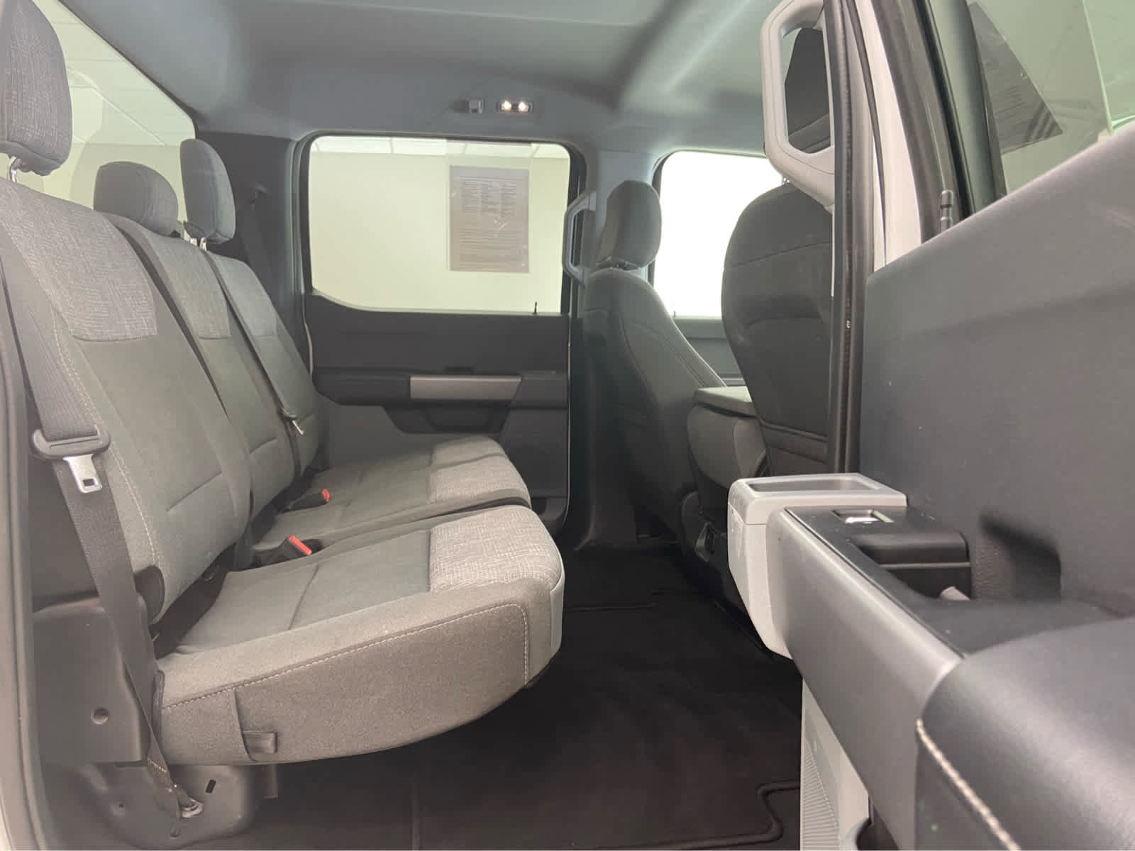 Used 2024 Ford F350 XLT image 14