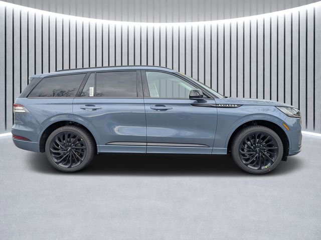 New 2026 Lincoln Aviator Reserve video 2