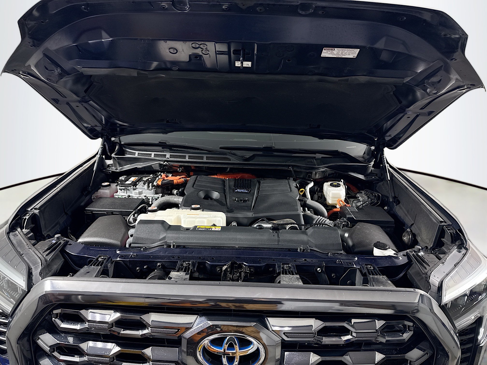 Certified 2024 Toyota Tundra Platinum AWD/4WD image 29