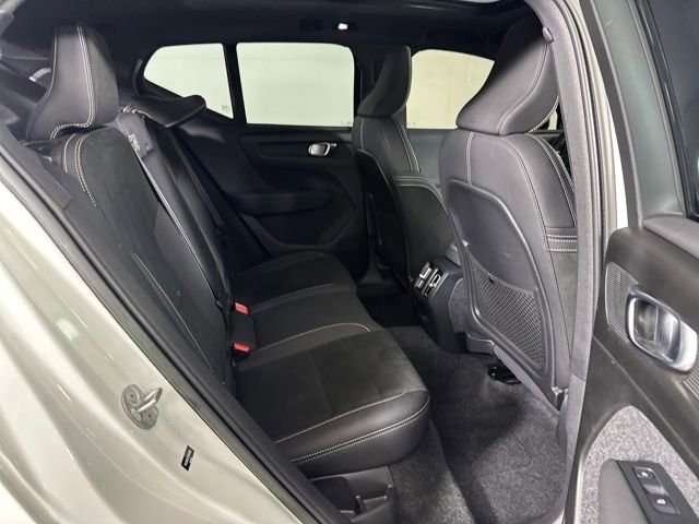 Used 2023 Volvo XC40 Recharge Plus w/ Protection Package Premier image 26