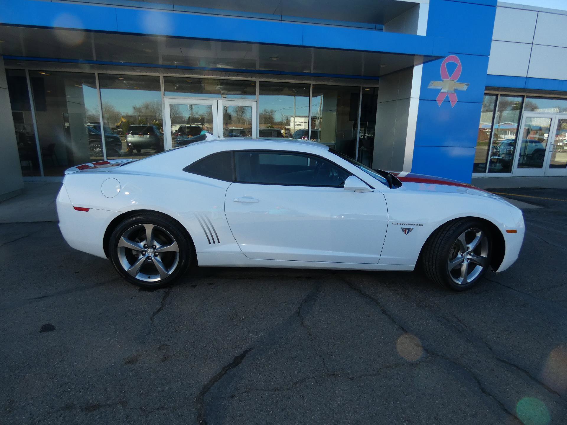Used 2013 Chevrolet Camaro LT w/ RS Package RWD image 2