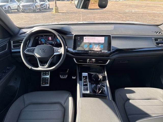 Used 2024 Volkswagen Atlas Cross Sport SEL R-Line image 26