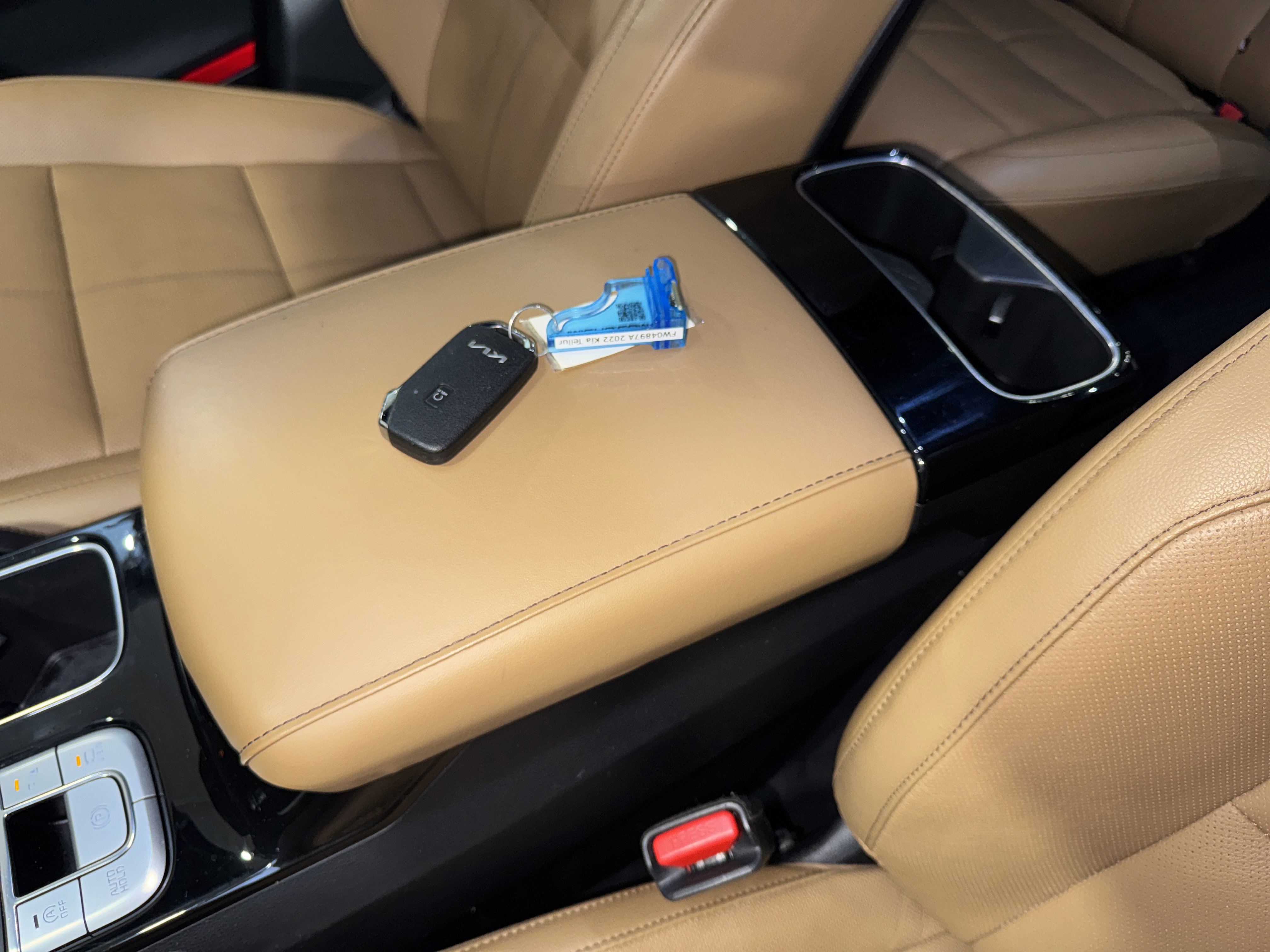 Used 2022 Kia Telluride SX w/ Towing Package image 31