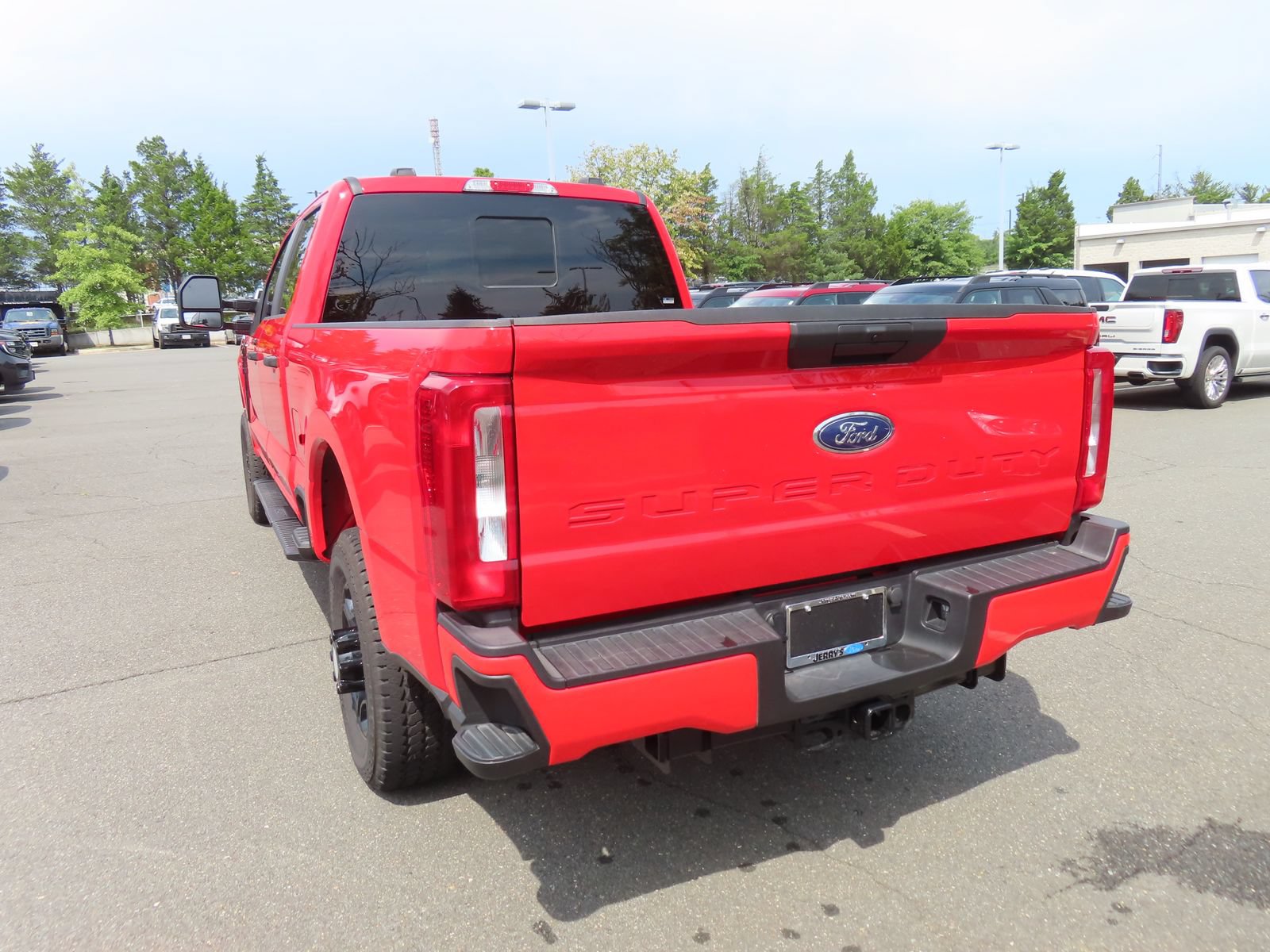 Used 2026 Ford F250 XL w/ STX Appearance Package AWD/4WD image 8