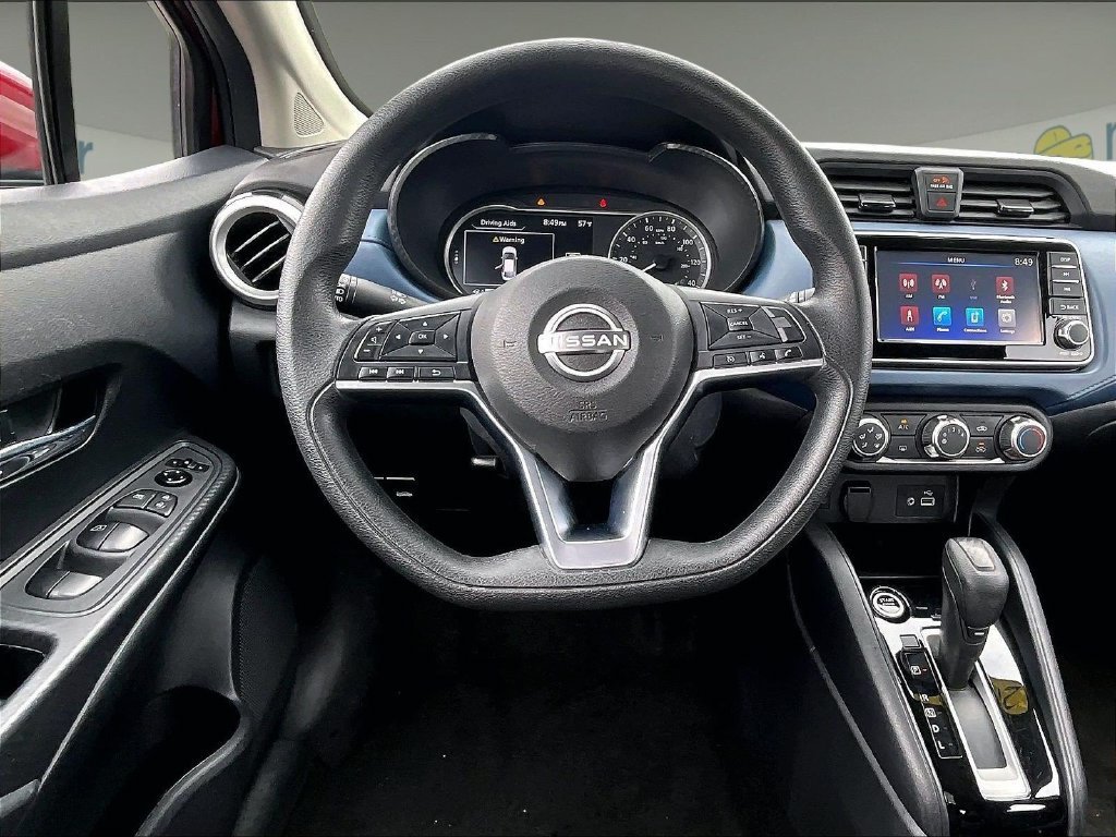 Used 2025 Nissan Versa SV FWD image 17