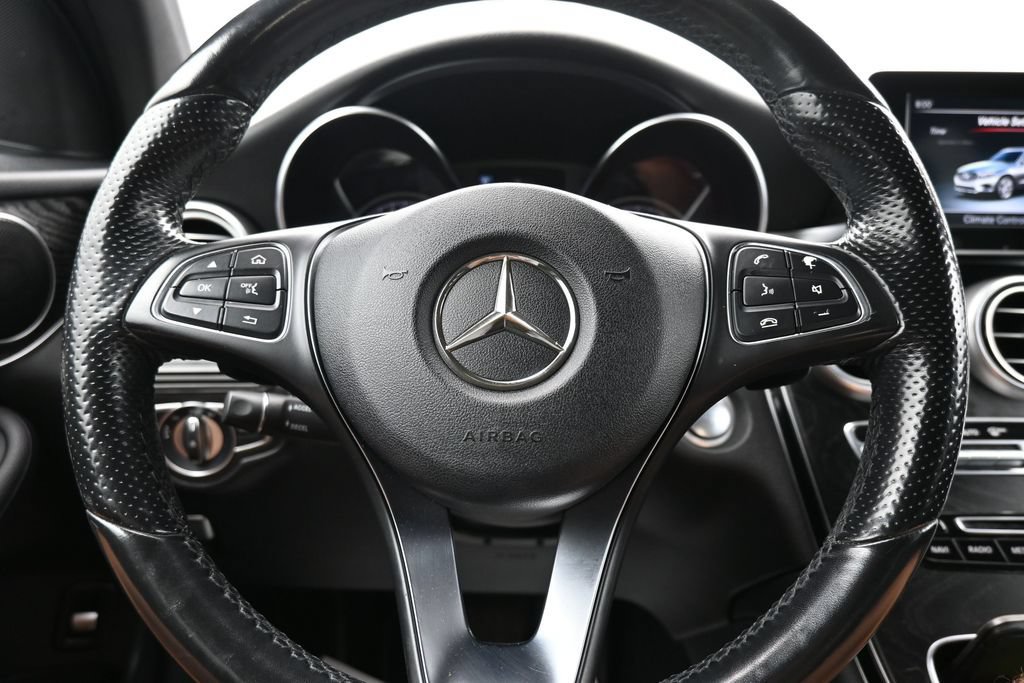Used 2017 Mercedes-Benz GLC 300 4MATIC image 45