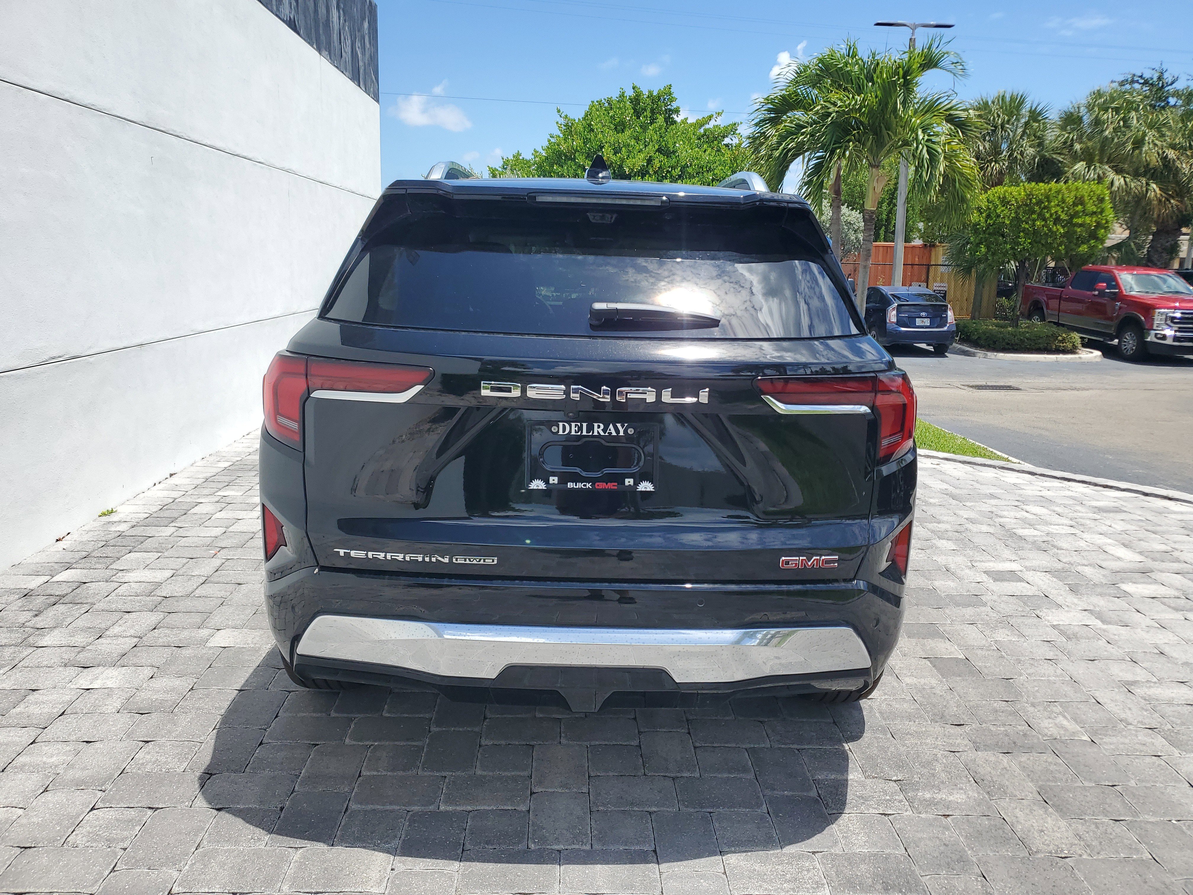 New 2026 GMC Terrain Denali AWD/4WD image 5