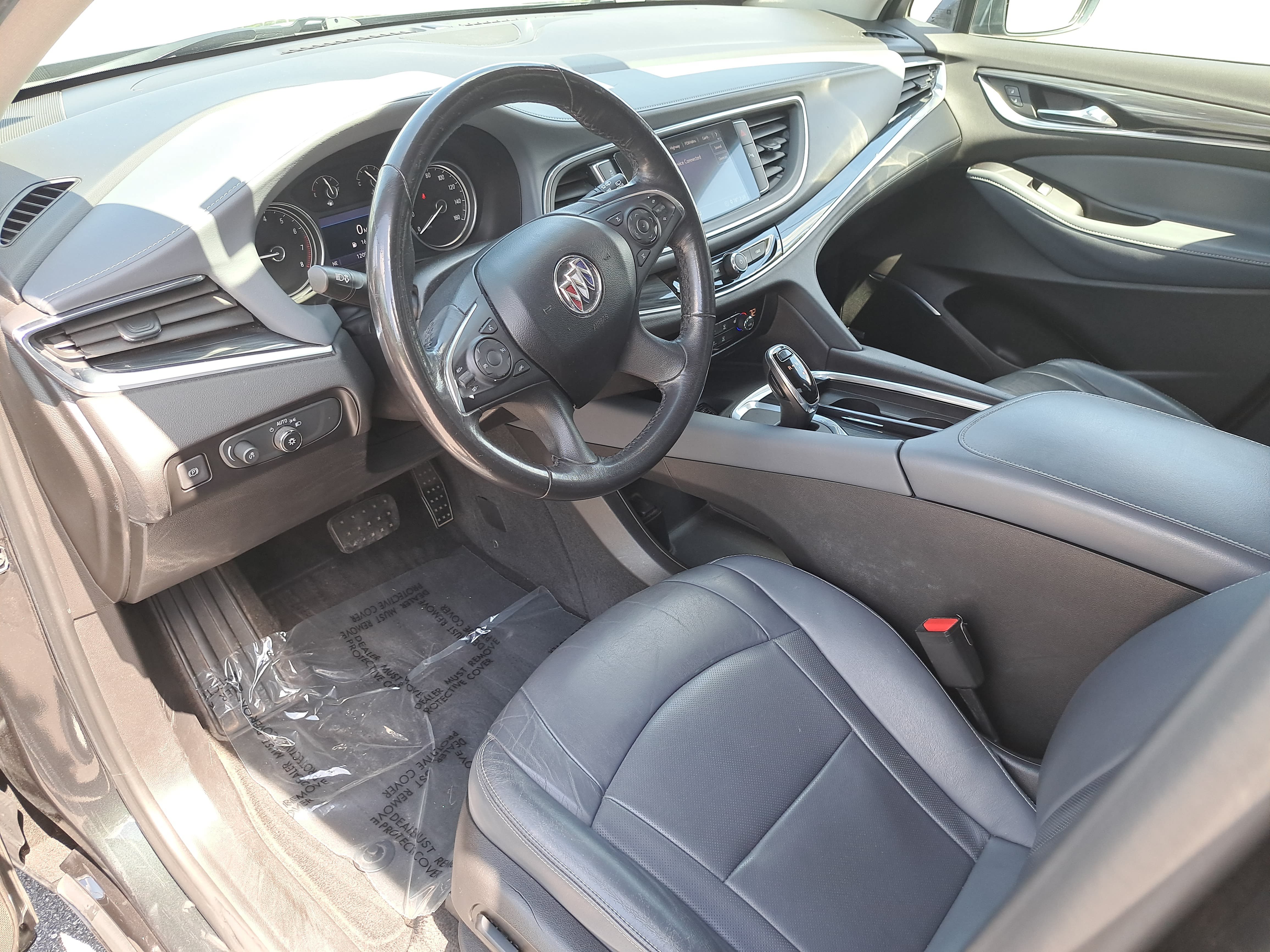 Used 2020 Buick Enclave Essence w/ Sound and Sites Package AWD/4WD image 17