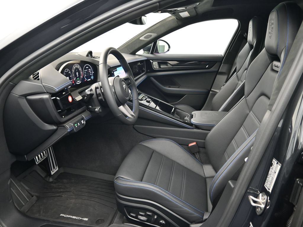 Used 2026 Porsche Panamera Turbo S AWD/4WD image 4