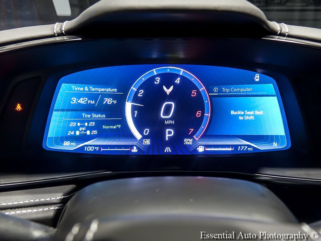 Used 2024 Chevrolet Corvette Stingray Premium Cpe RWD image 4