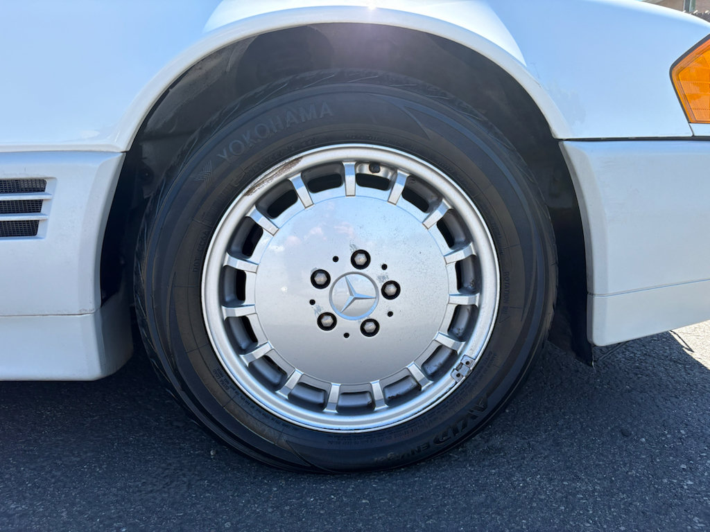 Used 1992 Mercedes-Benz 500 SL image 3