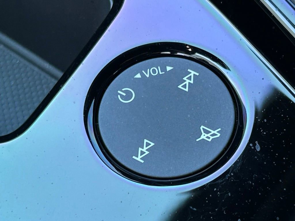 Used 2023 Audi RS e-tron GT w/ Carbon Performance Package image 37