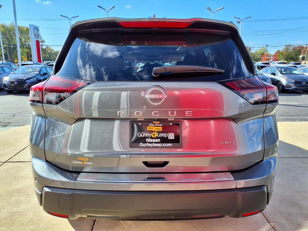 New 2026 Nissan Rogue SV image 9