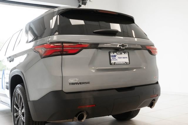 Used 2023 Chevrolet Traverse RS image 12
