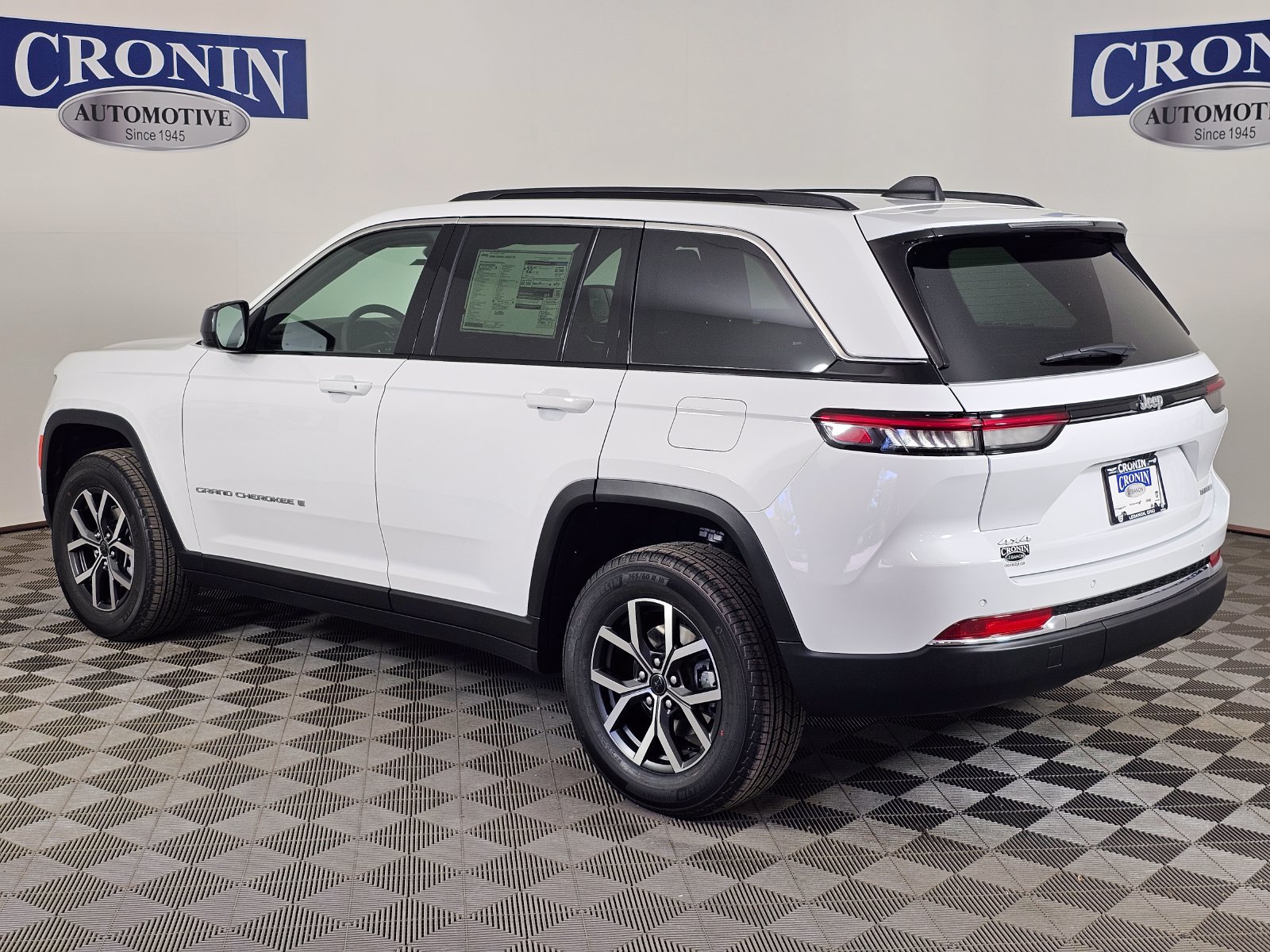 New 2027 Jeep Grand Cherokee Laredo X AWD/4WD image 30