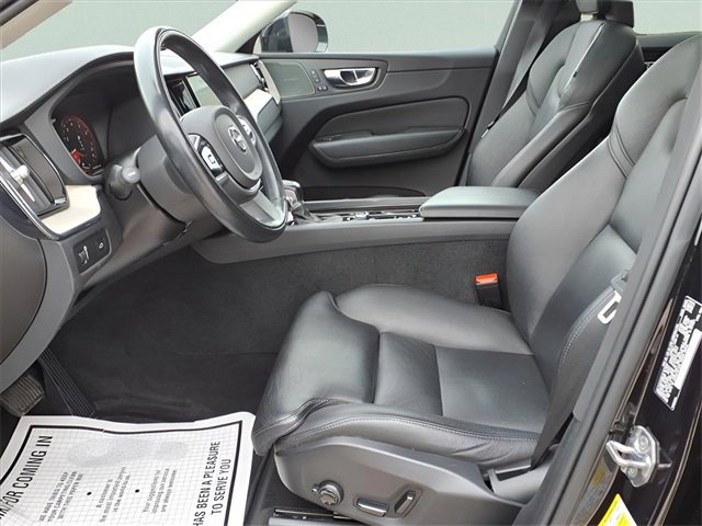 Used 2020 Volvo XC60 T6 Inscription w/ Protection Package Premier image 18