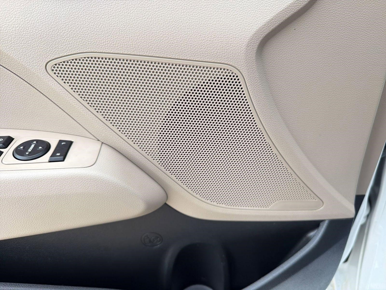 Used 2019 Hyundai Elantra SE image 22