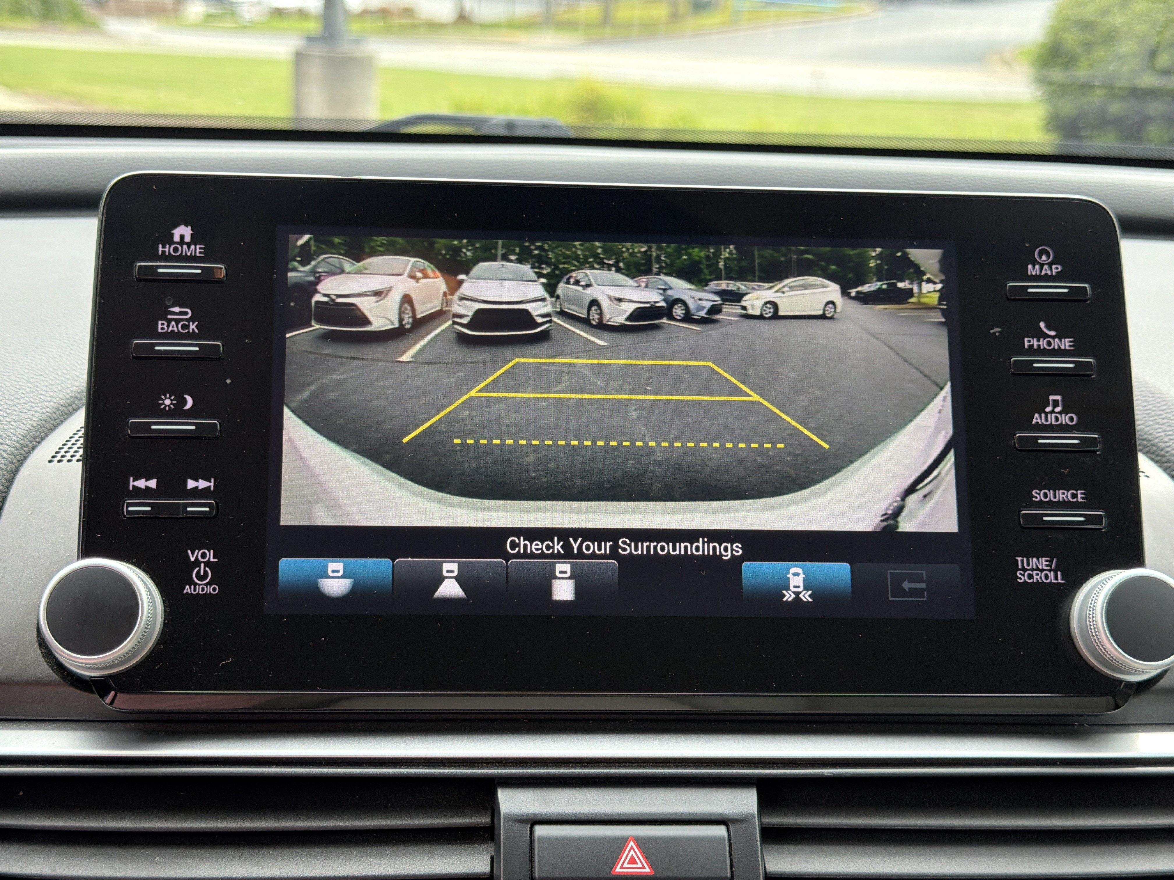 Used 2022 Honda Accord Touring image 27